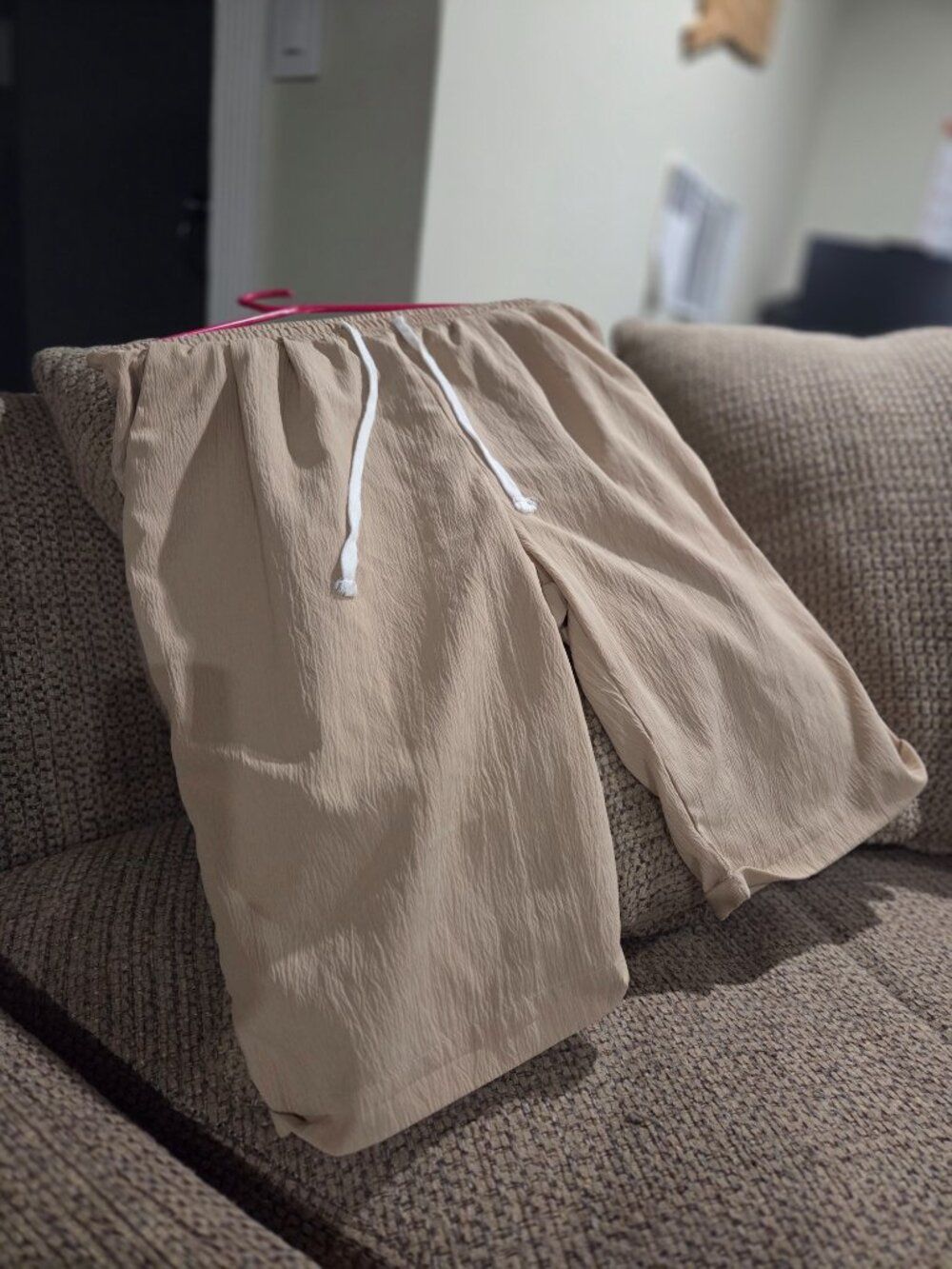 WOMENS BERMUDA SHORTS NEVER WORN - Picture 4 of 7